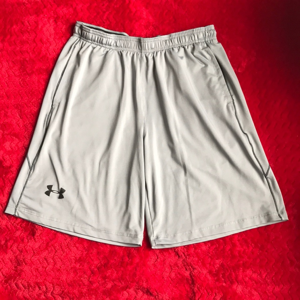 🤾🏽‍♂️Men’s Under Armour Basketball shorts🤾🏽‍♂️